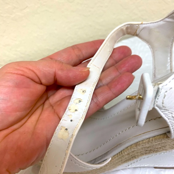 BCBG wedge size 6B - Picture 9 of 10